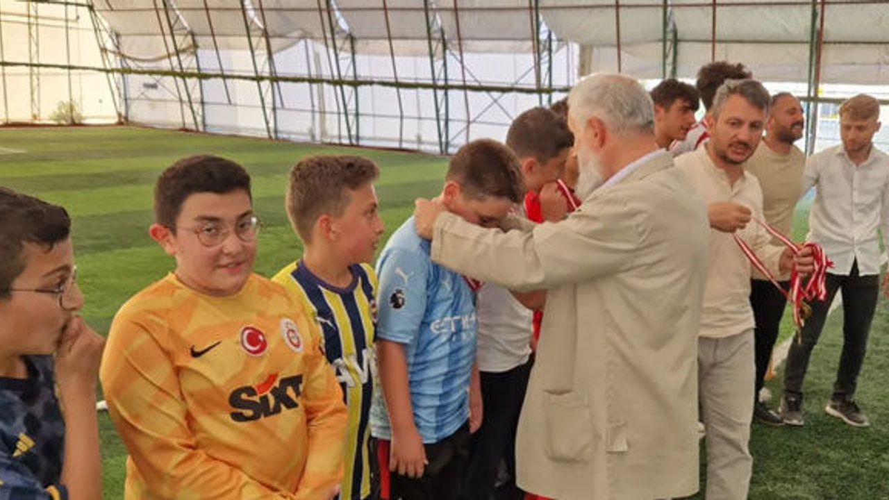 Müftülüğün Kuran Kursları Arası Futbol Turnuvası sonuçlandı