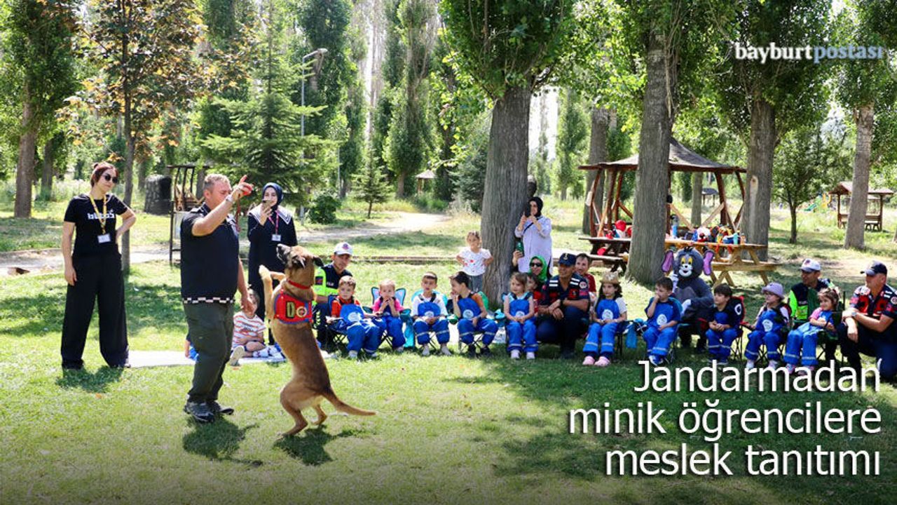 Bayburt İl Jandarma Komutanlığından miniklere meslek tanıtımı