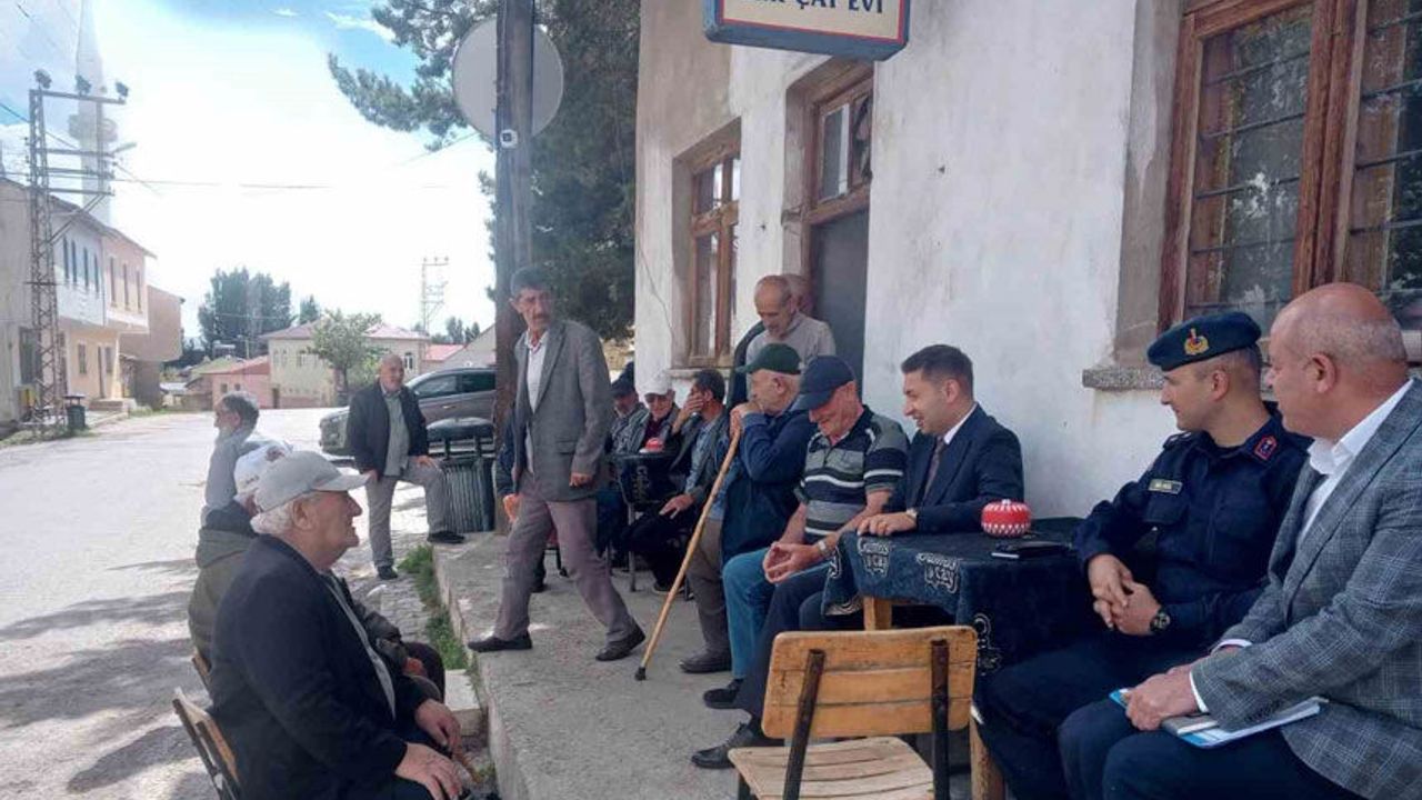 Aydıntepe Kaymakamı Yıldırım köylerde