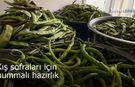 Bayburtlu Kadınlar Kış Sofraları İçin Kolları Sıvadı
