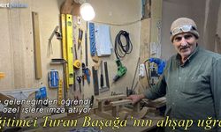 Emekli eğitimci Turan Başağa'nın ahşap uğraşı