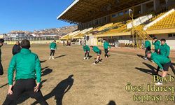 Bayburt Özel İdarespor, topbaşı yaptı