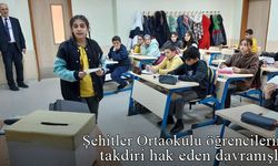 Bayburt'ta ortaokul öğrencileri harçlıklarını depremzedelere gönderdi