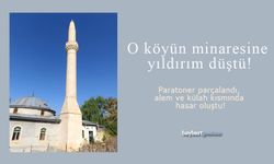 Bayburt'ta köy camisi minaresine yıldırım düştü!