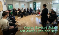 Yeşilay Bayburt Şubesi Arif Akcan'ı yeniden seçti