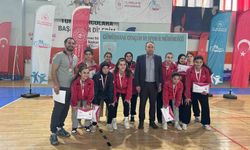 Rekabet Kurumu Kız Anadolu Lisesi Futsal Takımı yarı finalde