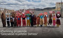 Bayburt’ta miniklerin ‘Geleneksel Kıyafetler Defilesi’