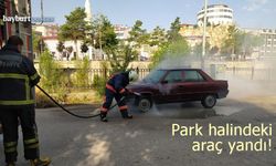 Bayburt'ta korkutan anlar: Park halindeki araç yandı!
