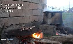 Bayburt'ta kışlık kavurma için kazanlar kuruldu