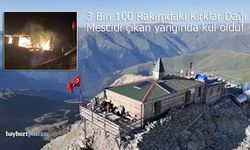 3 Bin 100 Rakımdaki Kırklar Dağı Mescidi Yangında Yok Oldu!