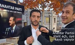 Anahtar Partisi Bayburt’ta stant açarak vatandaşlarla buluştu
