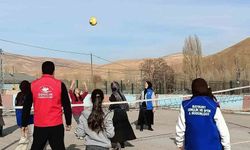 Kırkpınar Köyünde Hem Dart Hem Voleybol