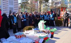 Bayburt'tan Filistin İçin Hayır Çarşıları Kuruldu