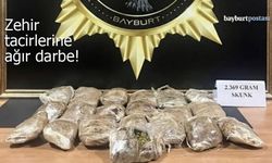 Bayburt’ta Zehir Tacirlerine Ağır Darbe: 2.3 Kilogram Skunk Ele Geçirildi!