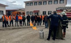 Bayburt’ta Karayolları personeli yangın eğitiminden geçti