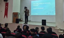 Bayburt’ta öğrencilere yapay zekâ eğitimi verildi