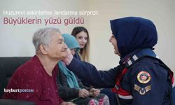Bayburt’ta huzurevi sakinlerine jandarma sürprizi: Büyüklerin yüzü güldü