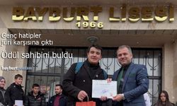 Bayburt Lisesinin En İyi Hatibi Muhammet Emin Özer