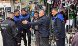 Bayburt'ta Zabıta Ekiplerinden Kaldırım İşgallerine Denetim