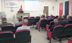 Bayburt’ta muhtarlara sosyal hizmetler anlatıldı