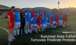 Bayburt'taki Kurumlar Arası Futbol Turnuvası Finalinde Protesto