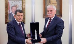 TİHEK Başkanı Vasip Şahin'den Başkan Memiş'e ziyaret