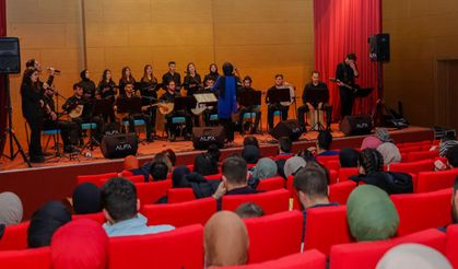 Bayburt Üniversitesi'nde Halk Müziği Konseri