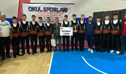 Bayburt Lisesi Gençler Halk Oyunları Ekibi Türkiye Finallerinde