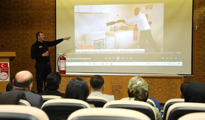Bayburt Belediyesi İtfaiye Müdürlüğü’nden Valilik Personeline Yangın Eğitimi