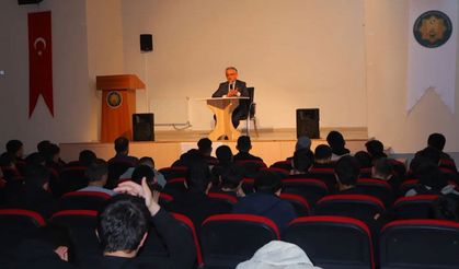 Bayburt’ta öğrencilere mahremiyet ve estetik bilinci anlatıldı