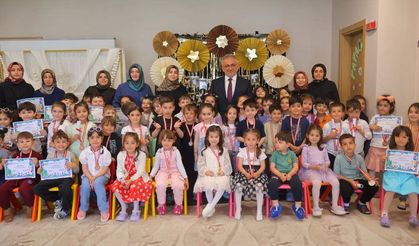 Bayburt’ta Kur’an Kursu öğrencileri karne sevinci yaşadı