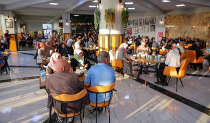 Bayburt’ta şehit aileleri ve gaziler onuruna yemek programı düzenlendi
