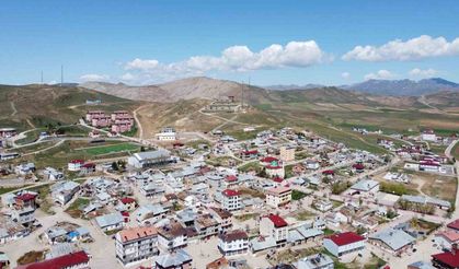 Demirözü Kaymakamlığından Ailelere Ev Eşyası, Kira, Doğum ve Bebek Yardımı