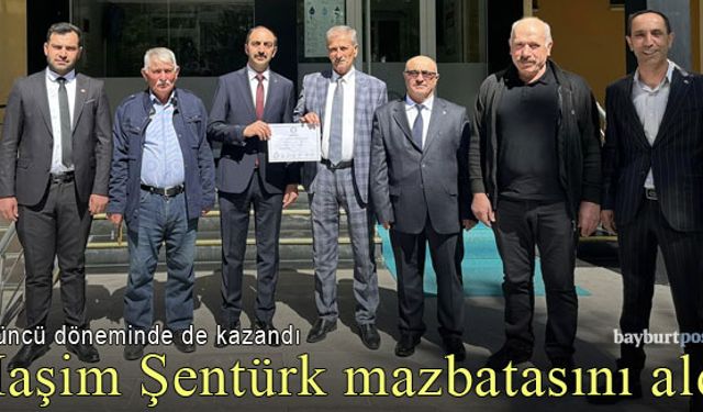 Aydıntepe Belediye Başkanı Haşim Şentürk mazbatasını aldı