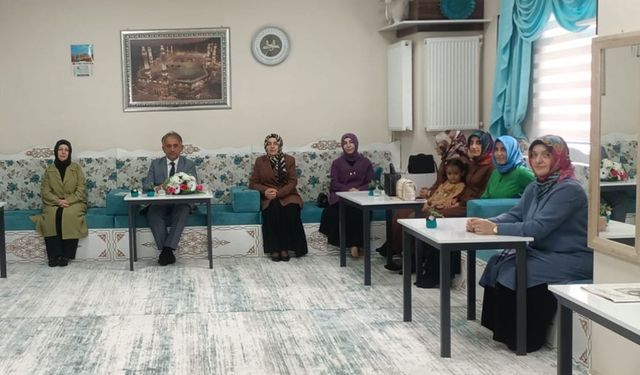 Bayburt'ta 'Evliliğe İlk Adım' seminerleri