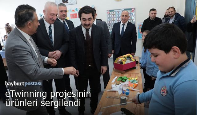 Süleyman Ersoy İlkokulu eTwinning projesinde sergi açıldı