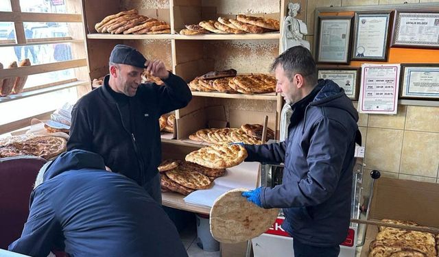 Bayburt Belediyesi Zabıta ekipleri fırın denetiminde