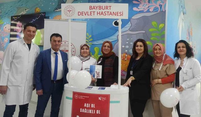 Bayburt’ta vatandaşlara aşı bilgilendirmesi