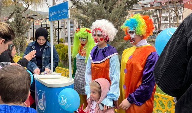 Bayburt Ülkü Ocakları'ndan '23 Nisan' etkinliği