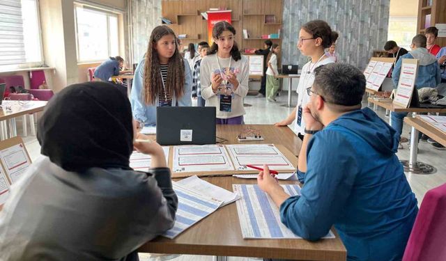 Bayburt Deneyap Atölyesi Öğrencileri Projelerini Sergiledi