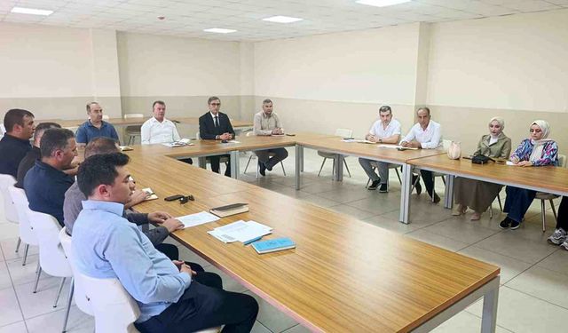 Demirözü'nde yeni eğitim yılı hazırlıkları