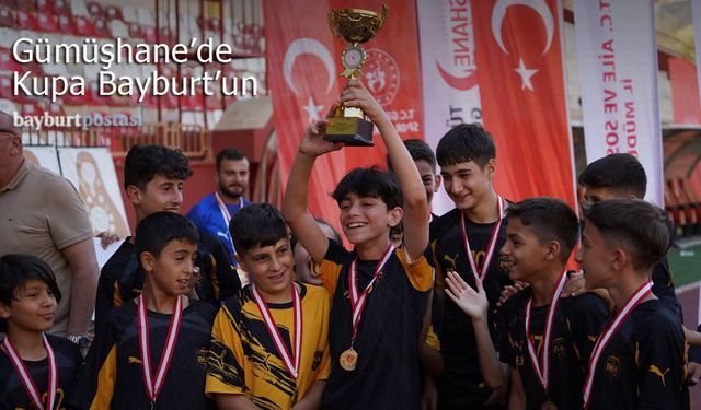 Gümüşhane'deki Futbol Turnuvasında Bayburt Kalegücü Şampiyon