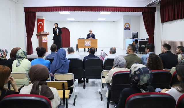 Bayburt'ta Yeni Eğitim Yılı İçin Stratejiler Belirlendi