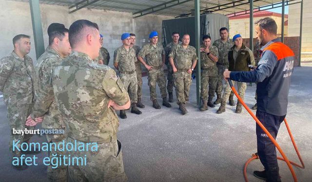 Komandolar Bayburt'ta enkazda arama kurtarma eğitimi alıyor