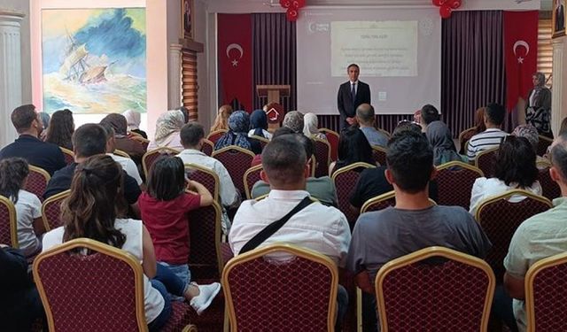Türkiye Yüzyılı Maarif Modeli Bayburt'ta Öğretmenlerle anlatıldı