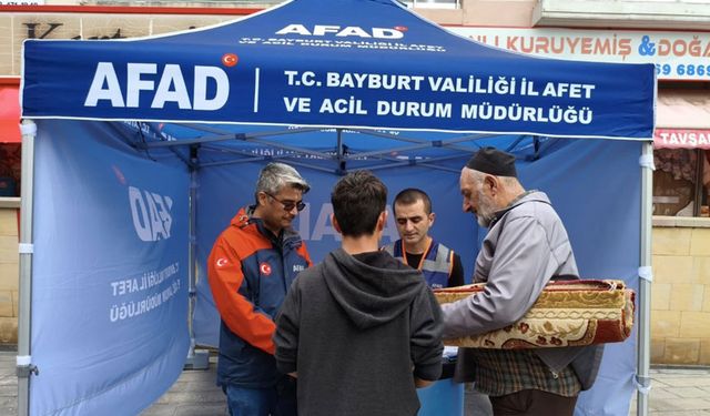 Bayburt'ta Afet Farkındalık Eğitimi: Vatandaşlar ve Esnaflar Bilgilendirildi