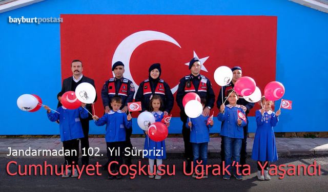 Bayburt Jandarmadan Uğraklı Öğrencilere Cumhuriyet Sürprizi