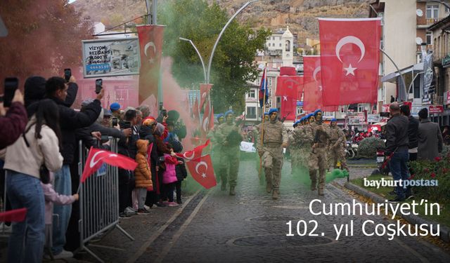 Bayburt'ta Cumhuriyet'in 102. Yıl Dönümü Coşkuyla Kutlandı