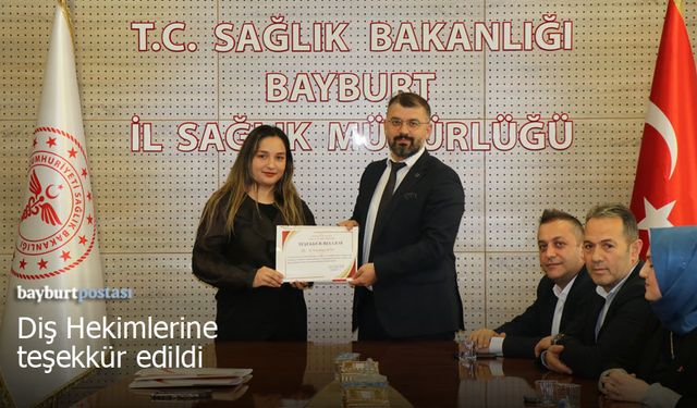 Bayburt’ta Diş Hekimleri Ödüllendirildi