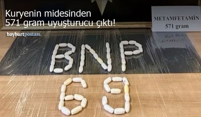 Bayburt’ta Film Sahnesi Gibi Operasyon: Midesinden Yarım Kilo Uyuşturucu Çıktı!